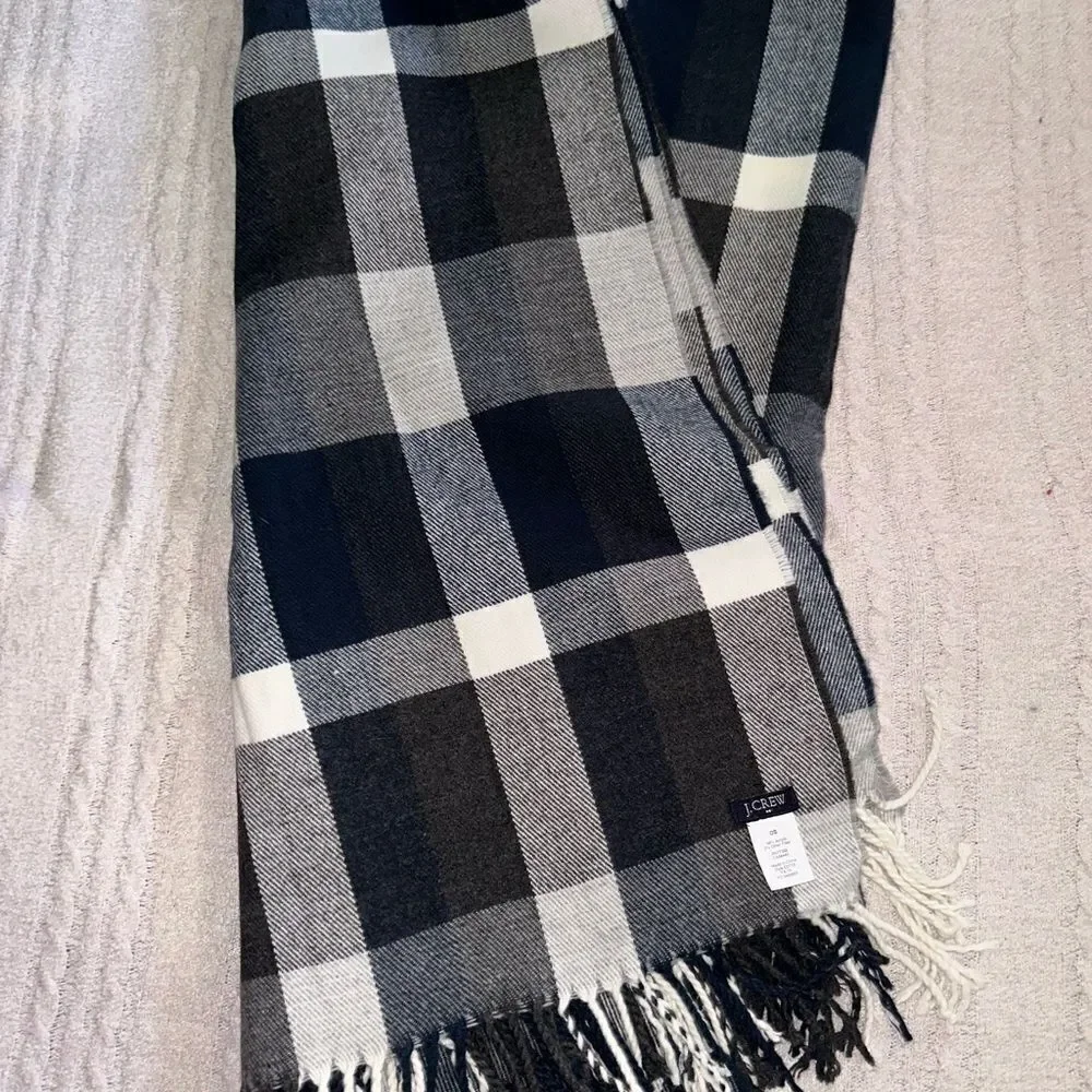 J Crew 50” x 60” lightweight blanket/scarf NWOT